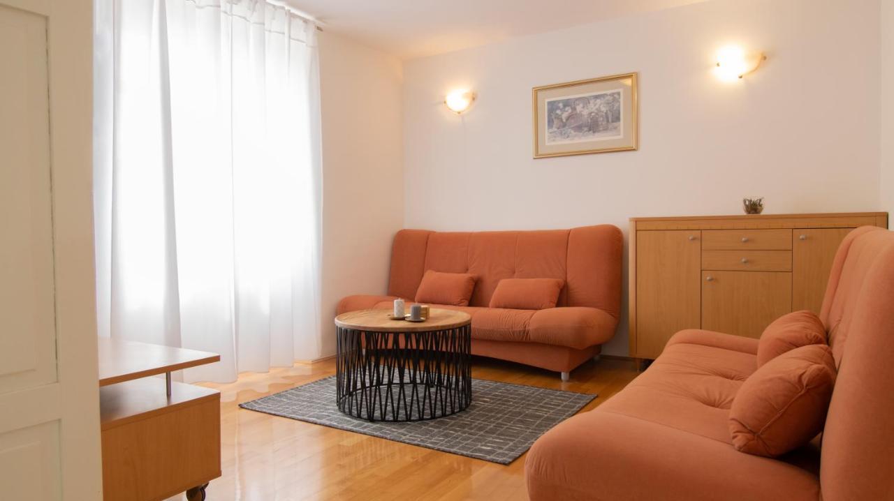 באסקה וודה Mozart Apartments מראה חיצוני תמונה
