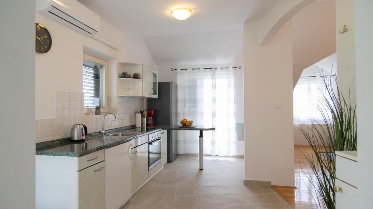 באסקה וודה Mozart Apartments מראה חיצוני תמונה
