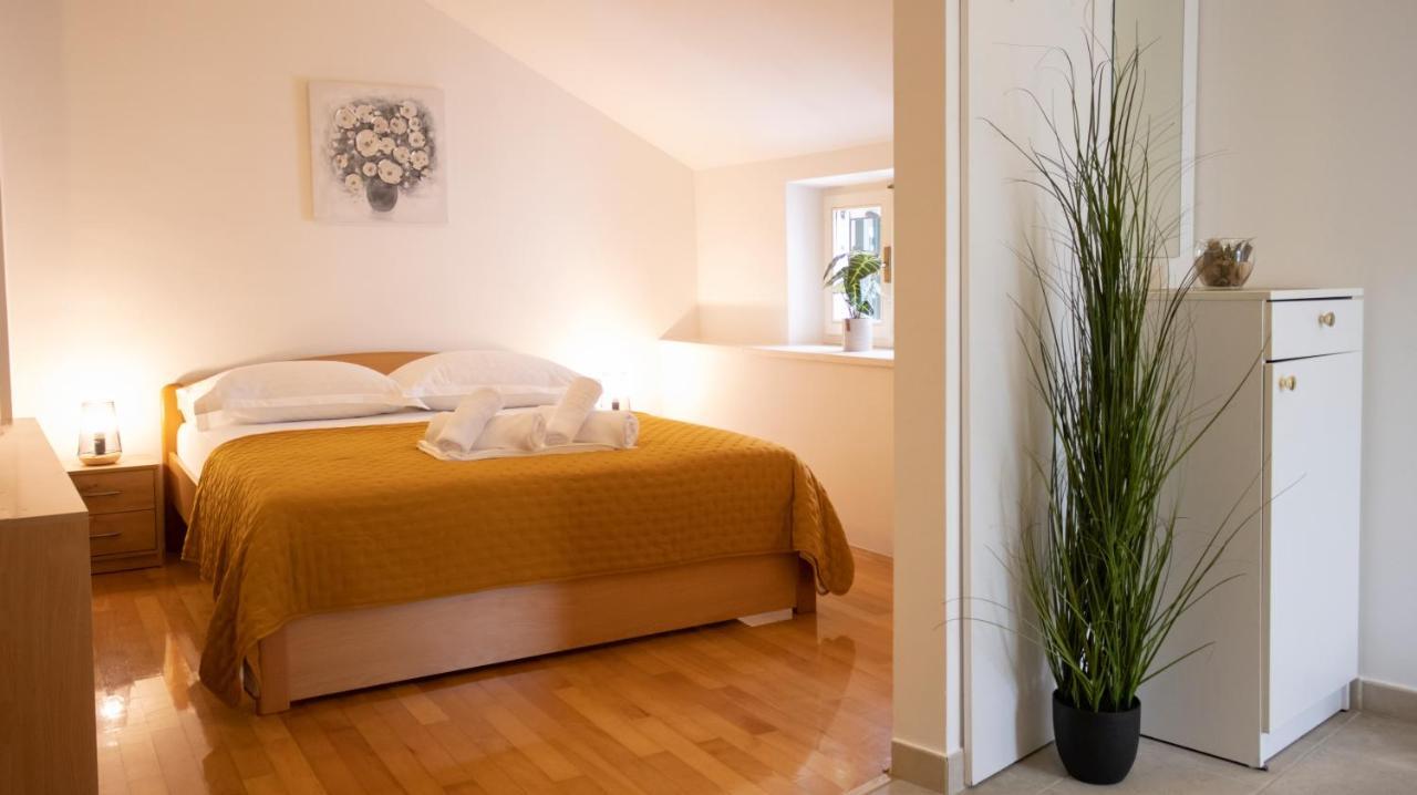באסקה וודה Mozart Apartments מראה חיצוני תמונה