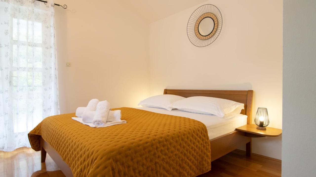 באסקה וודה Mozart Apartments מראה חיצוני תמונה